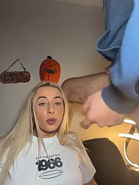 Strongqueen live cam preview