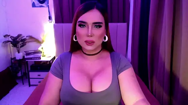 xxbigCOCKmollyxx live cam on StripChat