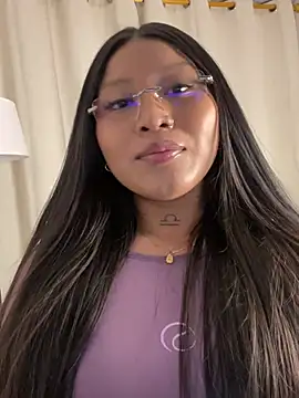 Nakamura_San1 live cam on StripChat