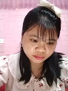 Xuka_lyss live cam on StripChat