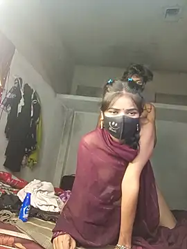 Romantic-couple10