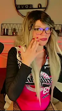 Kittychatte live cam on StripChat