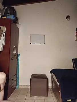 latinargentinoo9 on Stripchat