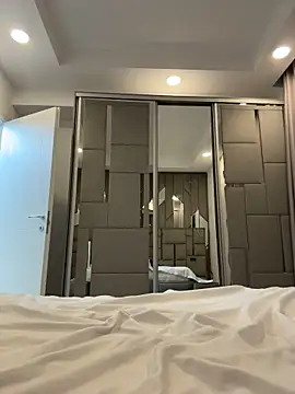IsabellaEtthan live sex cam