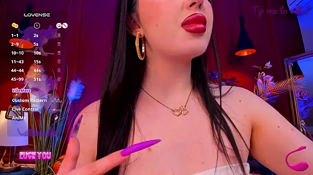 Mayzzie live cam on StripChat