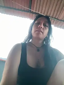 Ravelyn__ live cam on StripChat