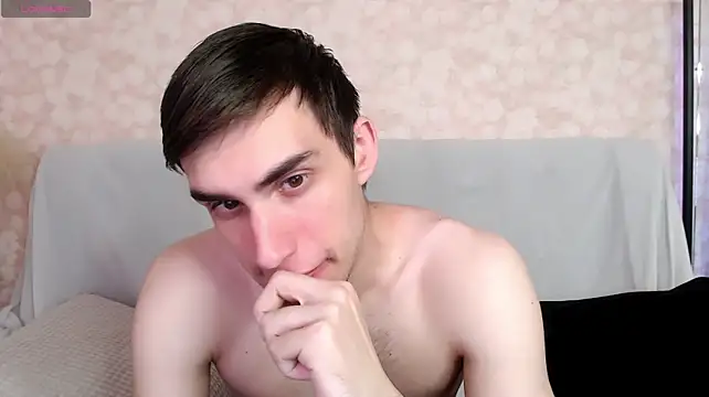 DeanWilde live cam on StripChat