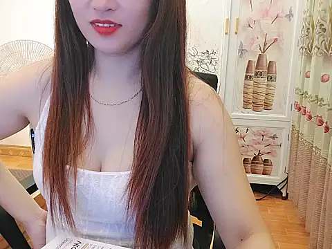 Miuu99 live cam on StripChat