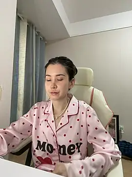 gigi_uwu_ (F young) - 全裸跳舞naked dance💃🏻