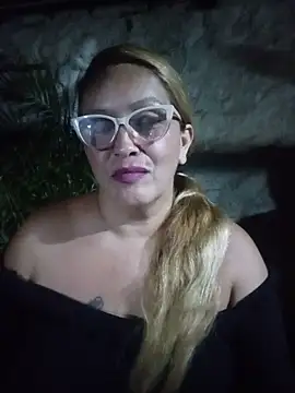 MOTHER_AND_SON09 live cam on StripChat