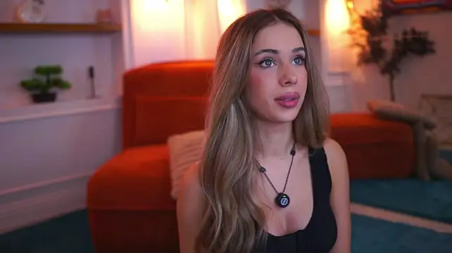 Ava_Solis live cam on StripChat