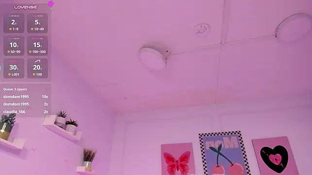 Kat_VonDe live cam on StripChat