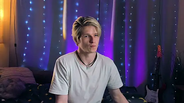 Breston_Sweet live cam on StripChat