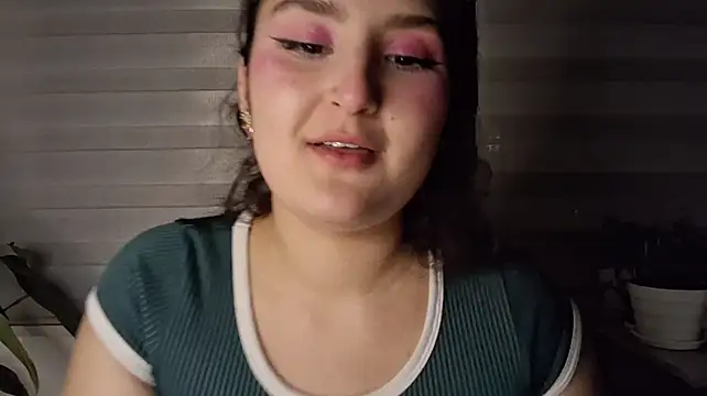 zoe_moon__
