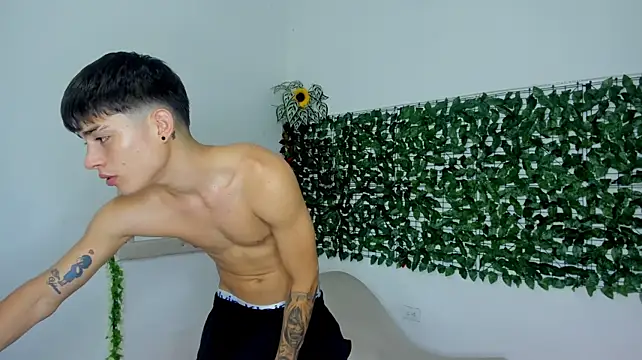 The_beby_guy live cam on StripChat