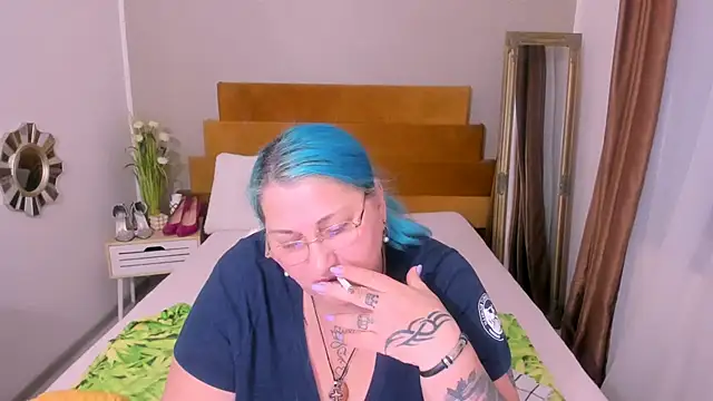 Sugarmommy_69X live cam on StripChat