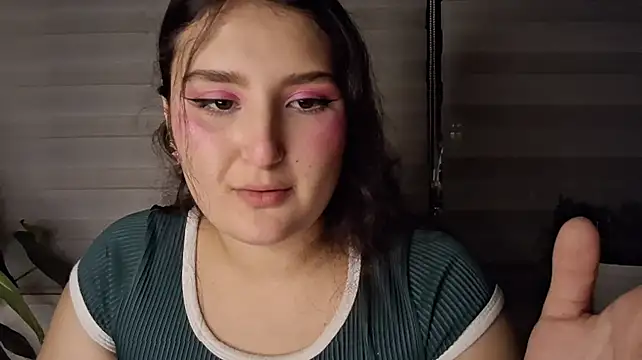 zoe_moon__