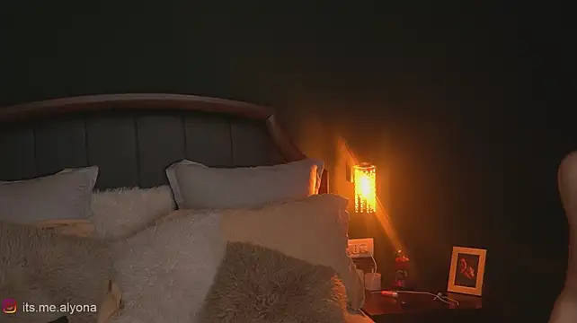 Alyonaqueen_