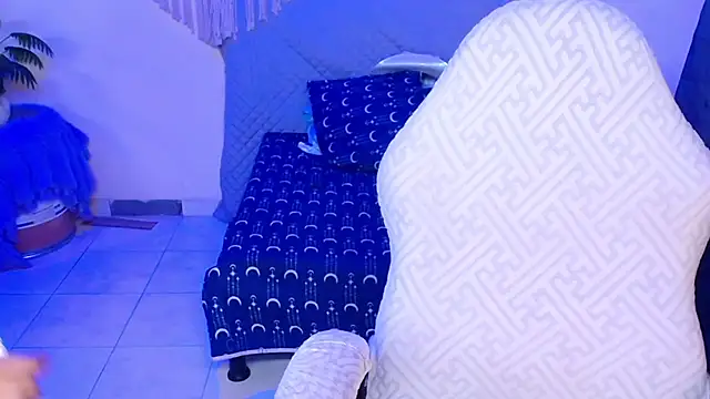 destiny_boobs