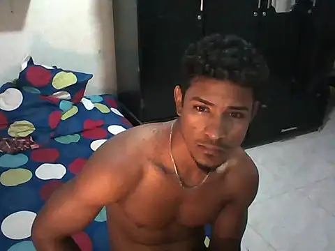 Gregory_xxx live cam on StripChat