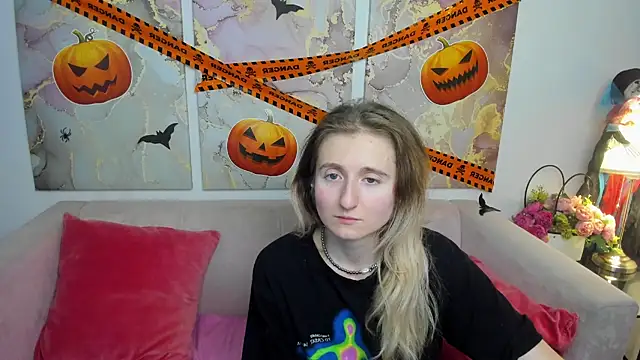 CamillaDreamer webcam