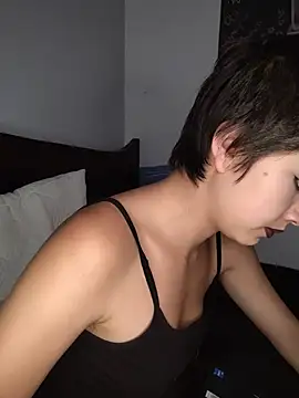 Vickyinloveee webcam