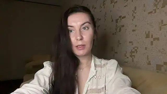 KatalinaQW live cam on StripChat