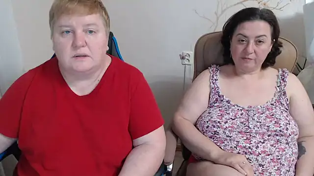 Lindy-Jeanie webcam