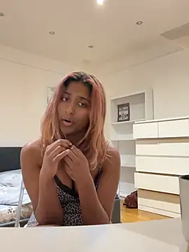 donnashy (Ask my age) - Oily leg massage🫦