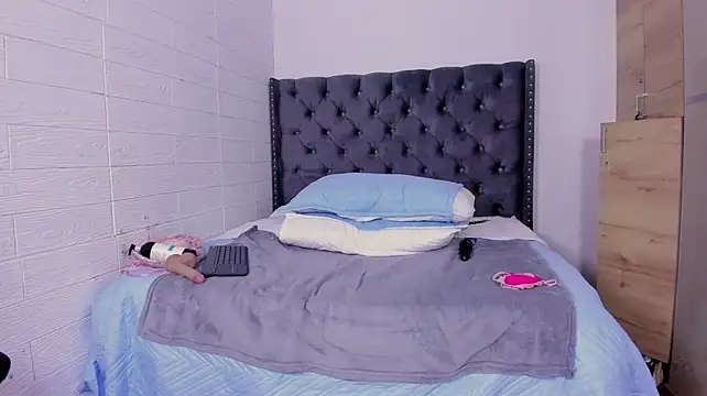 LunaRossie1_