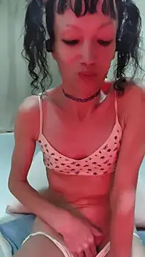 Tselka live cam on StripChat
