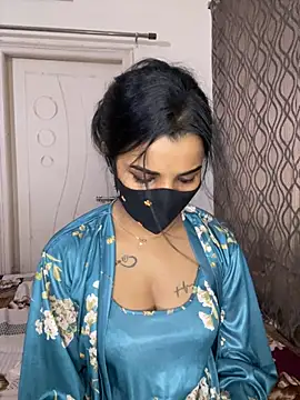 its_ur_flora (F young) - Name on thighs n tease