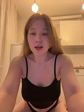 Evie_Wayne