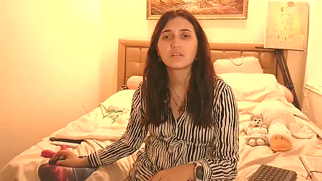 Iren live cam on StripChat