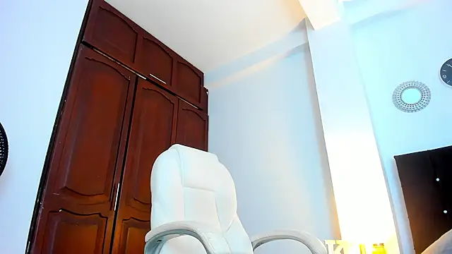 katyajohns11 live cam on StripChat