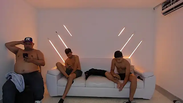 brutal_sex_room2k live cam on StripChat