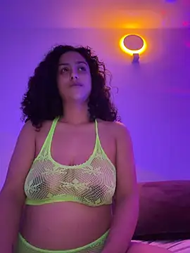 Latinababex live cam on StripChat