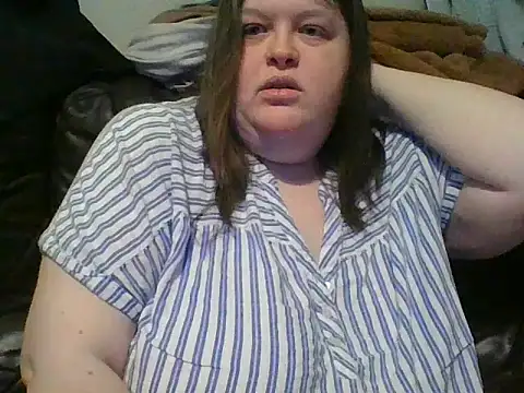 CurvyKirstiesX