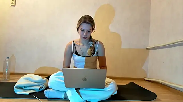 PlayFlirtyFiona