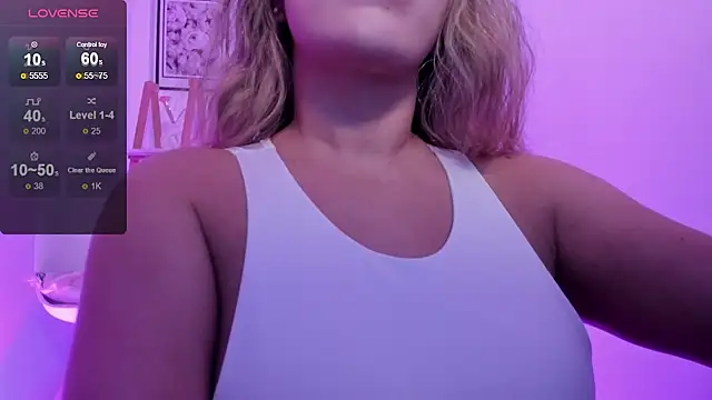 sofihill01 live cam on StripChat