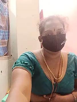 Tamil_revarhi721 live cam on StripChat