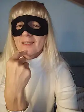 biondabona live cam on StripChat