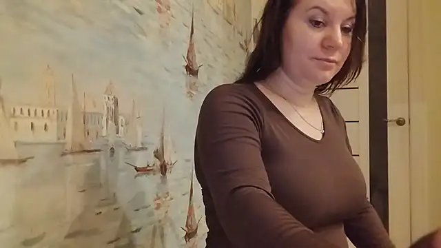 Lauralison live cam on StripChat