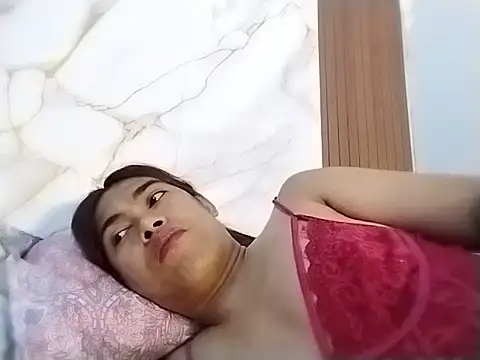 goddessriri01 live sex cam
