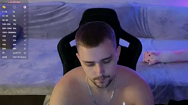 Larstar01 live cam on StripChat