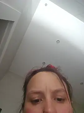 CuteHrabina live sex cam