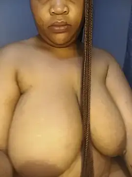 BeverlyQueen15 webcam