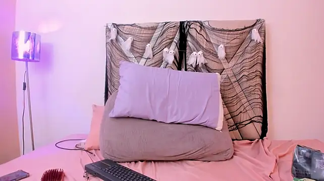 MARIAC_RESTREPO live cam on StripChat