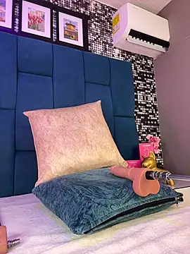 sophi_velvet