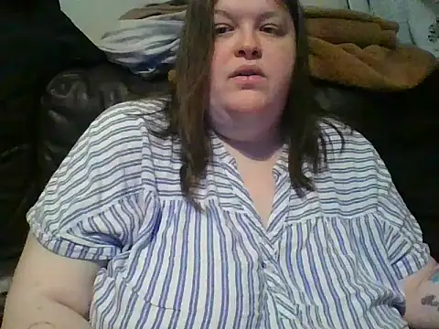 CurvyKirstiesX
